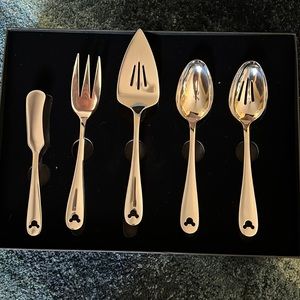 Authentic Disney **Special Edition**  5 Piece Serving Set
